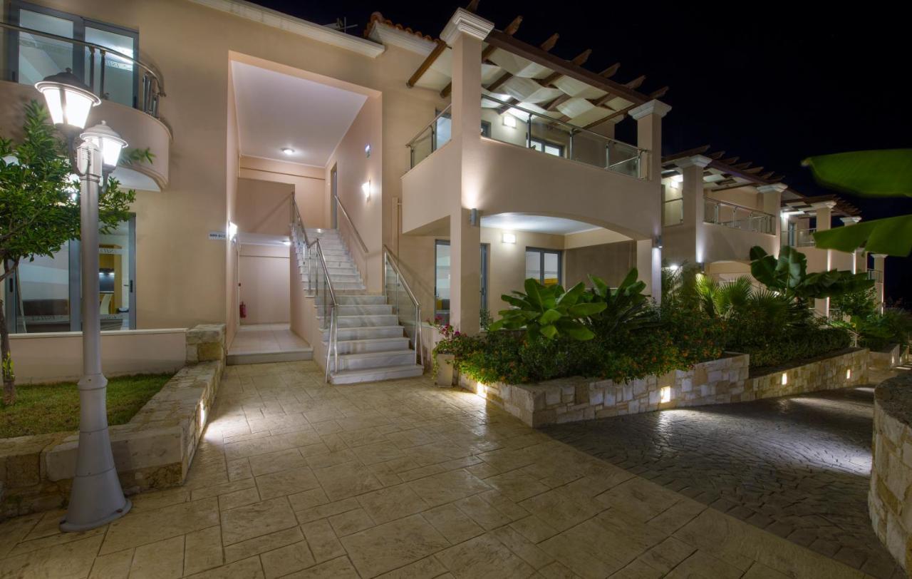 Isida Hotel Agia Marina Экстерьер фото