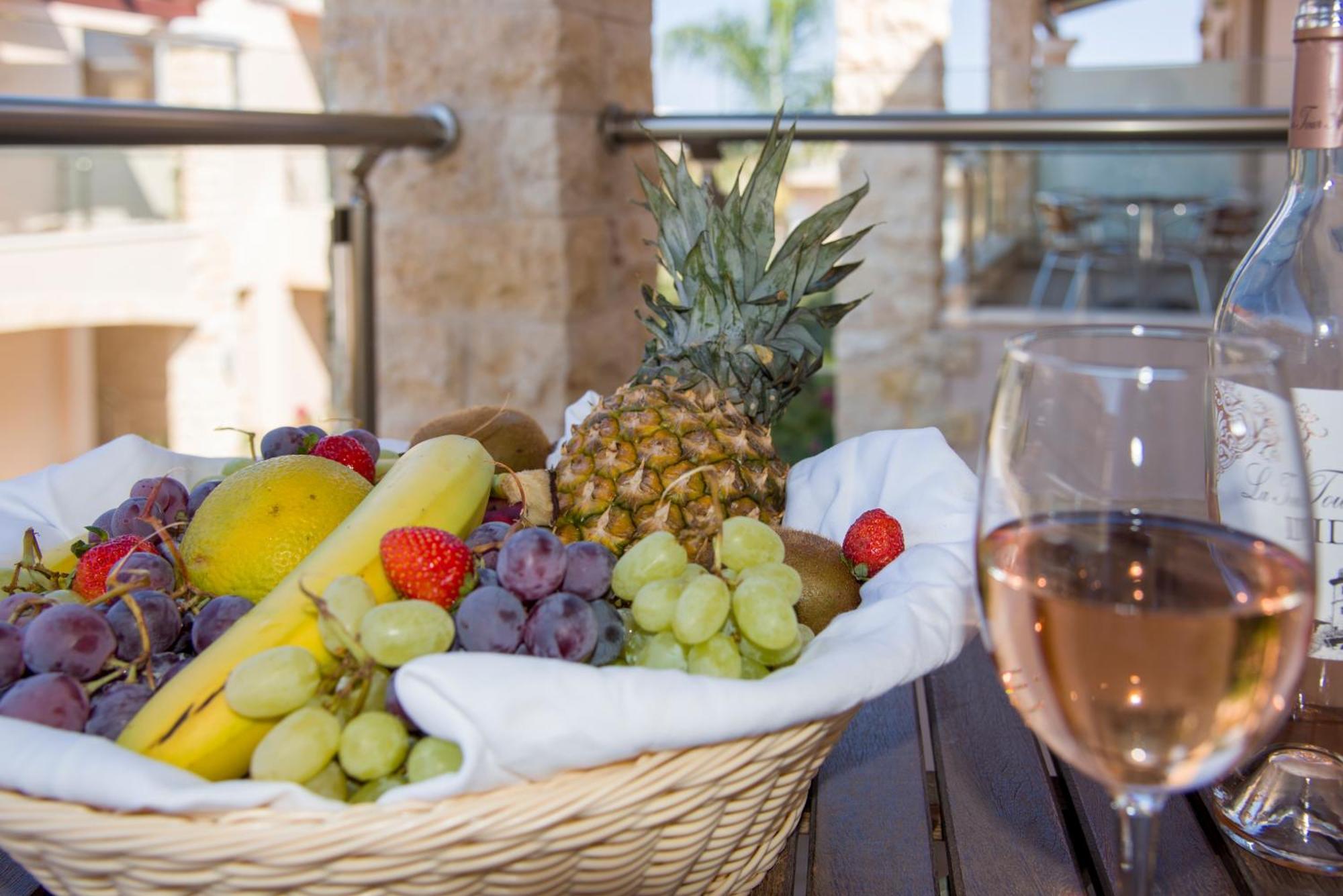 Isida Hotel Agia Marina Номер фото