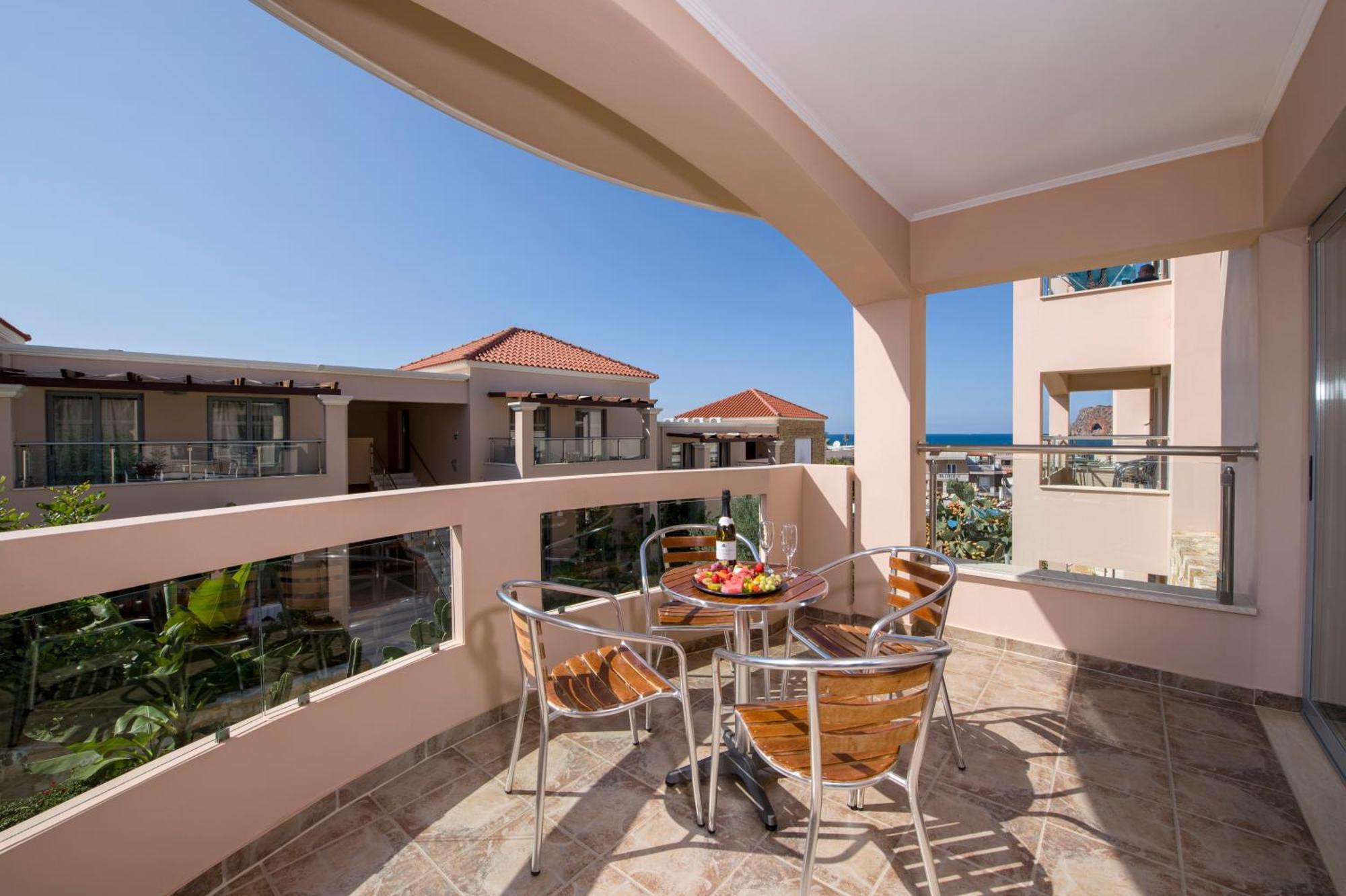 Isida Hotel Agia Marina Номер фото
