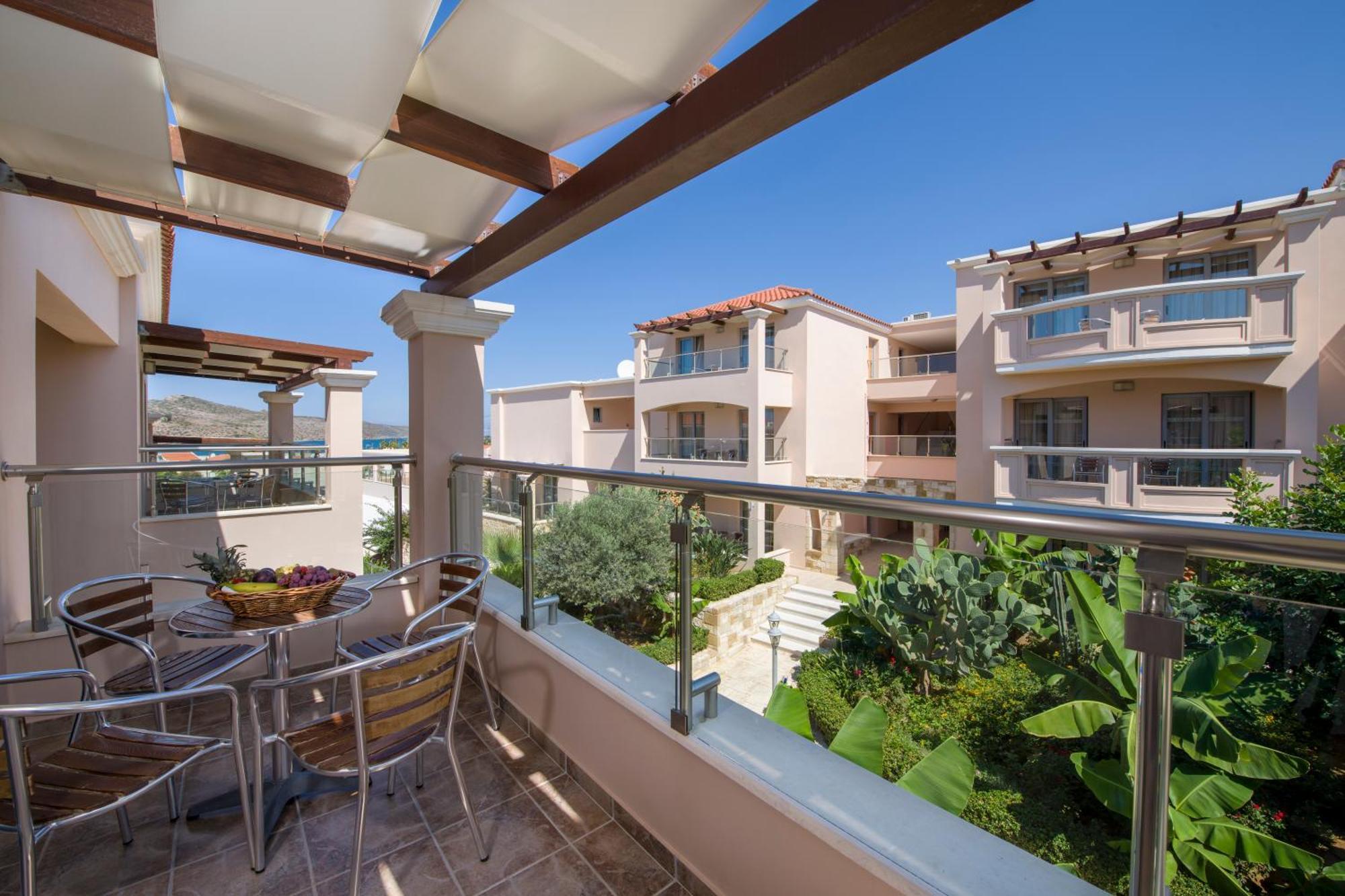 Isida Hotel Agia Marina Номер фото
